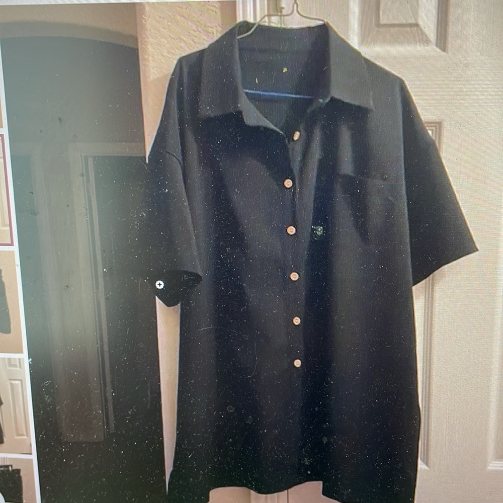 Solid Black 2 Piece Button Down Shirt/Shorts Set … - image 2